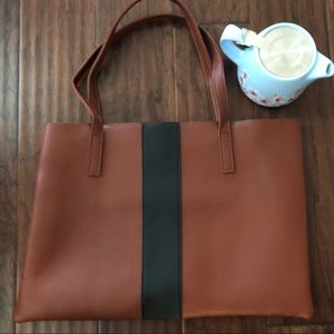Vince Camuto Luck Tote & Alfred Teapot